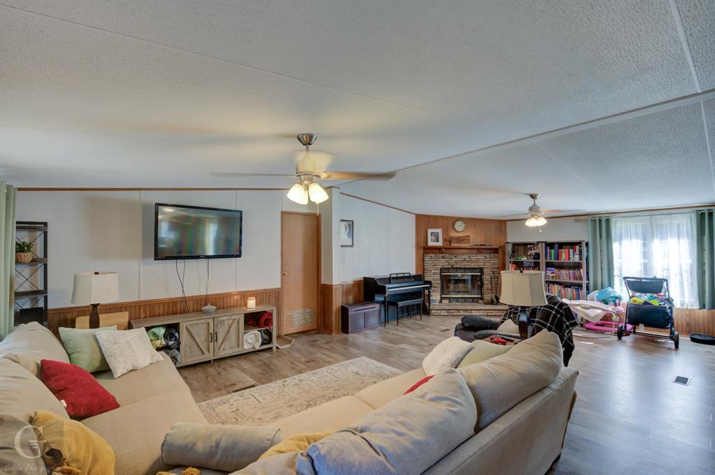 Shreveport, Louisiana 71107, United States, 4 Bedrooms Bedrooms, ,2 BathroomsBathrooms,Residential,Active,2371