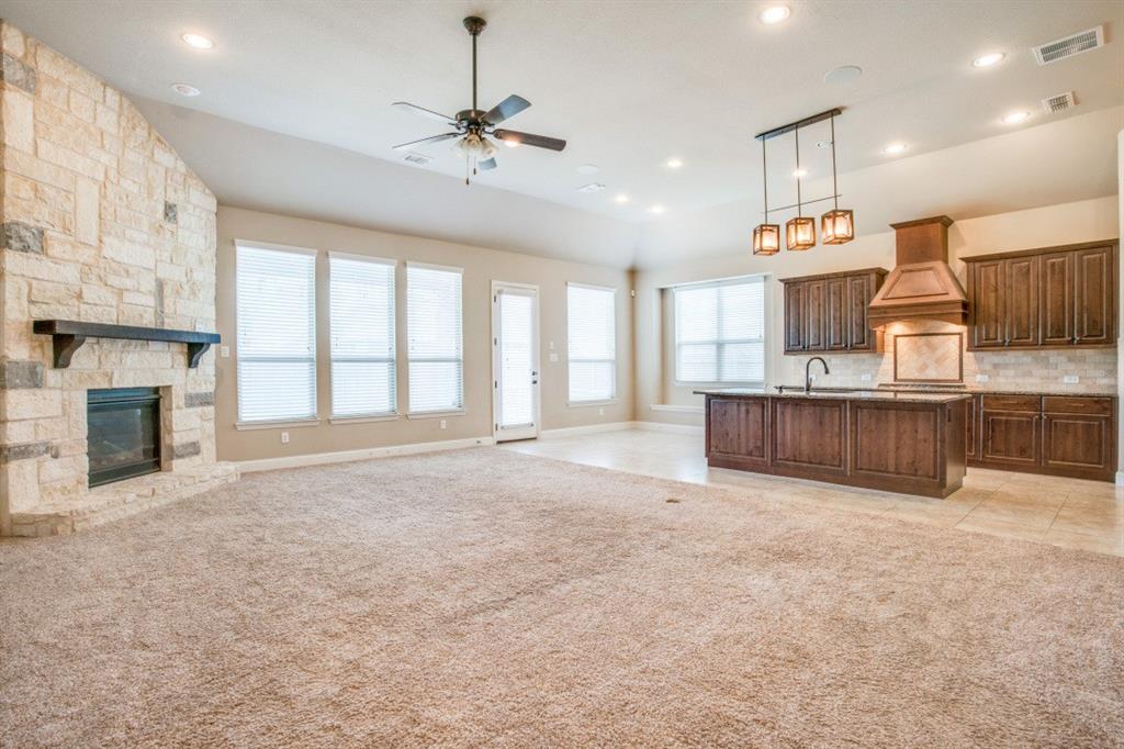 Valencia On The Lake - Residential Lease