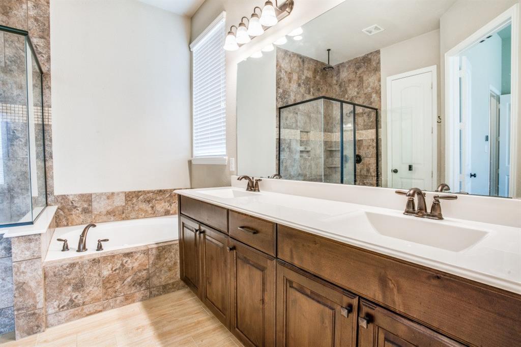 Valencia On The Lake - Residential Lease