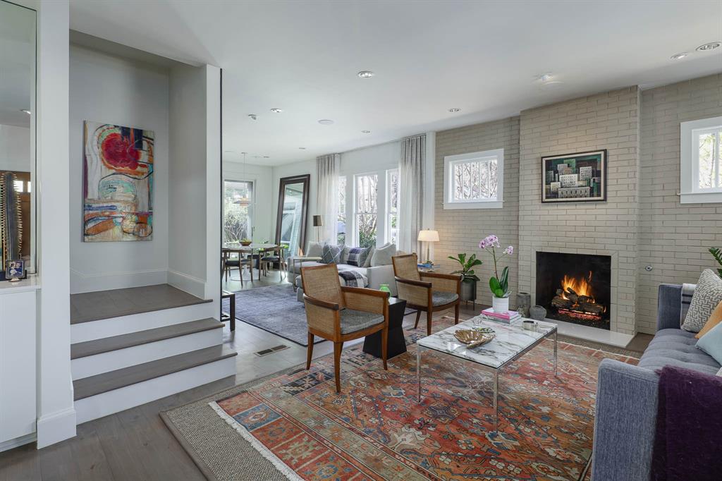 319 N Edgefield Avenue