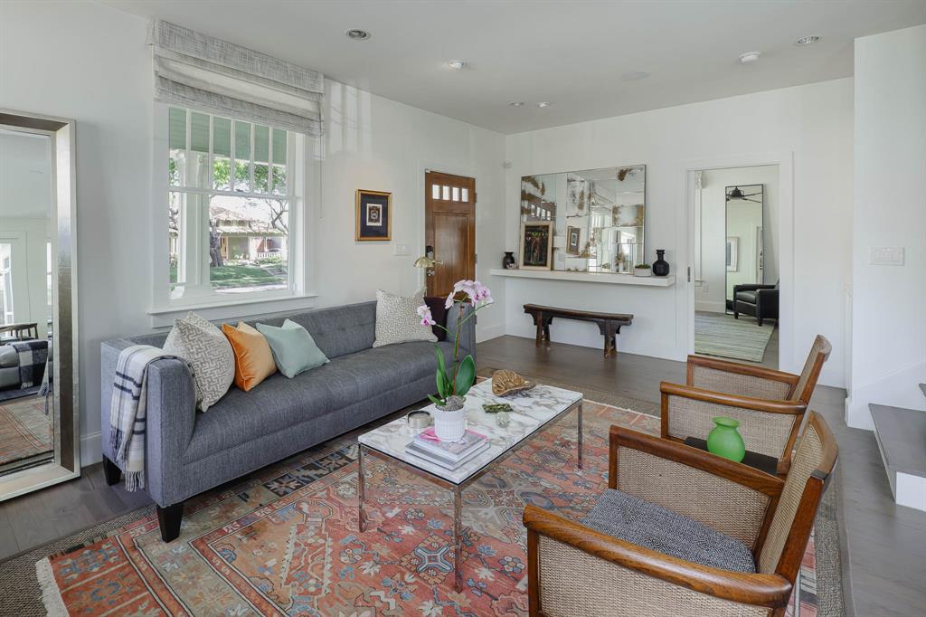 319 N Edgefield Avenue