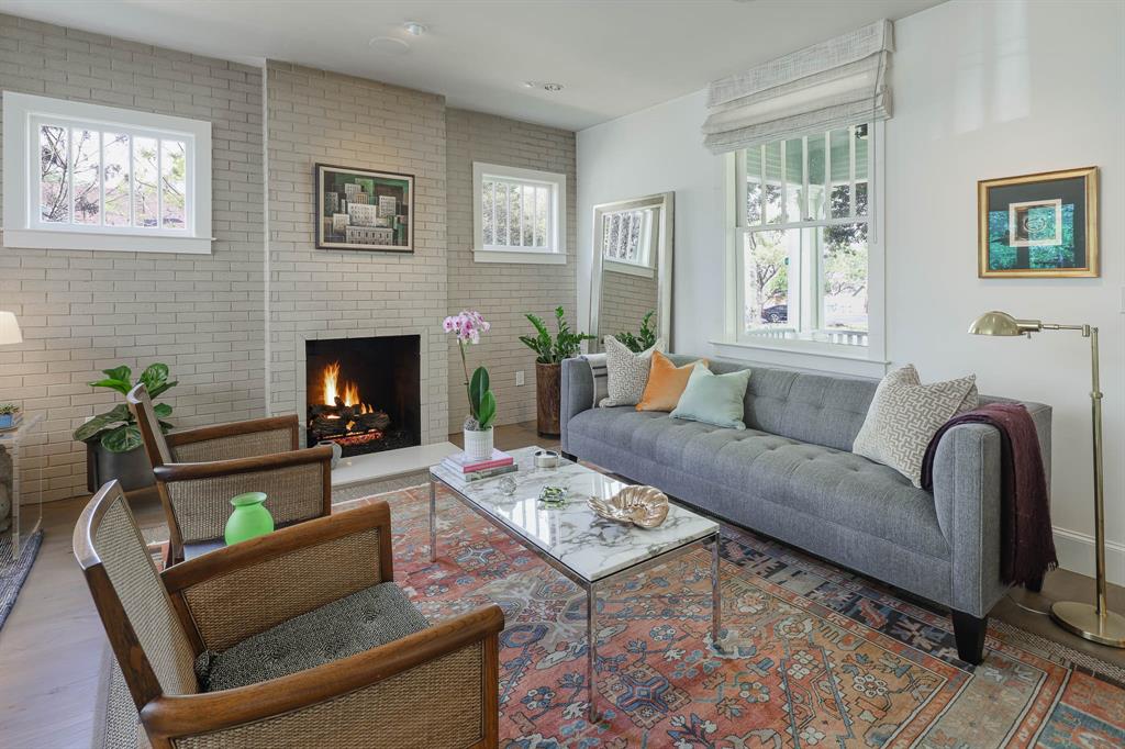 319 N Edgefield Avenue