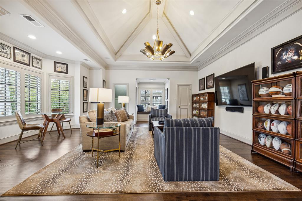 Preston Hollow - Residential