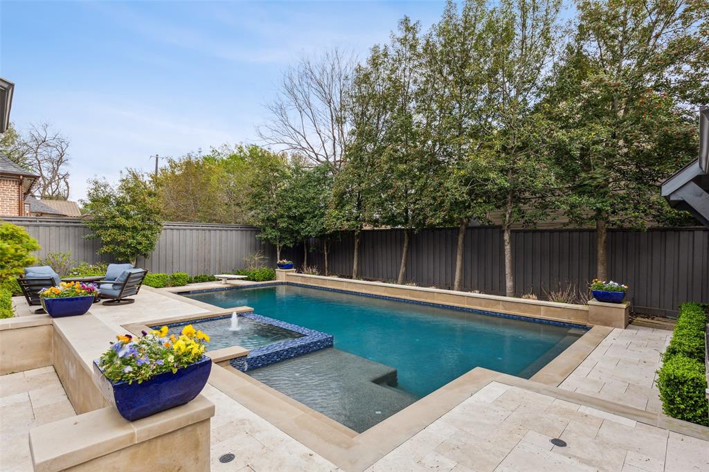 Preston Hollow - Residential
