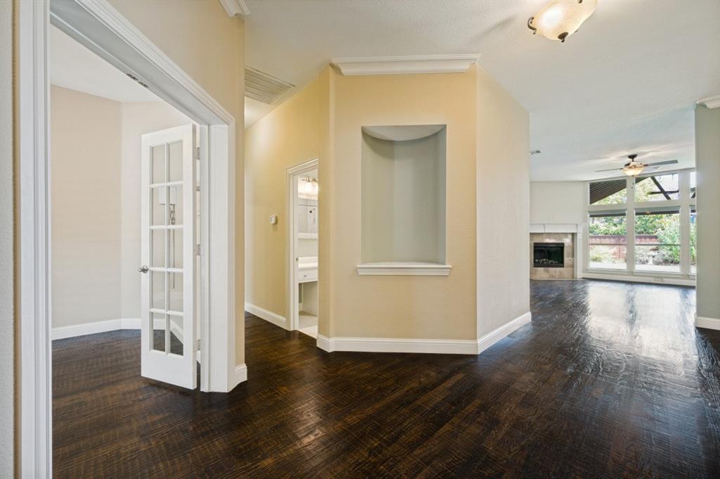 850 Woodview Drive