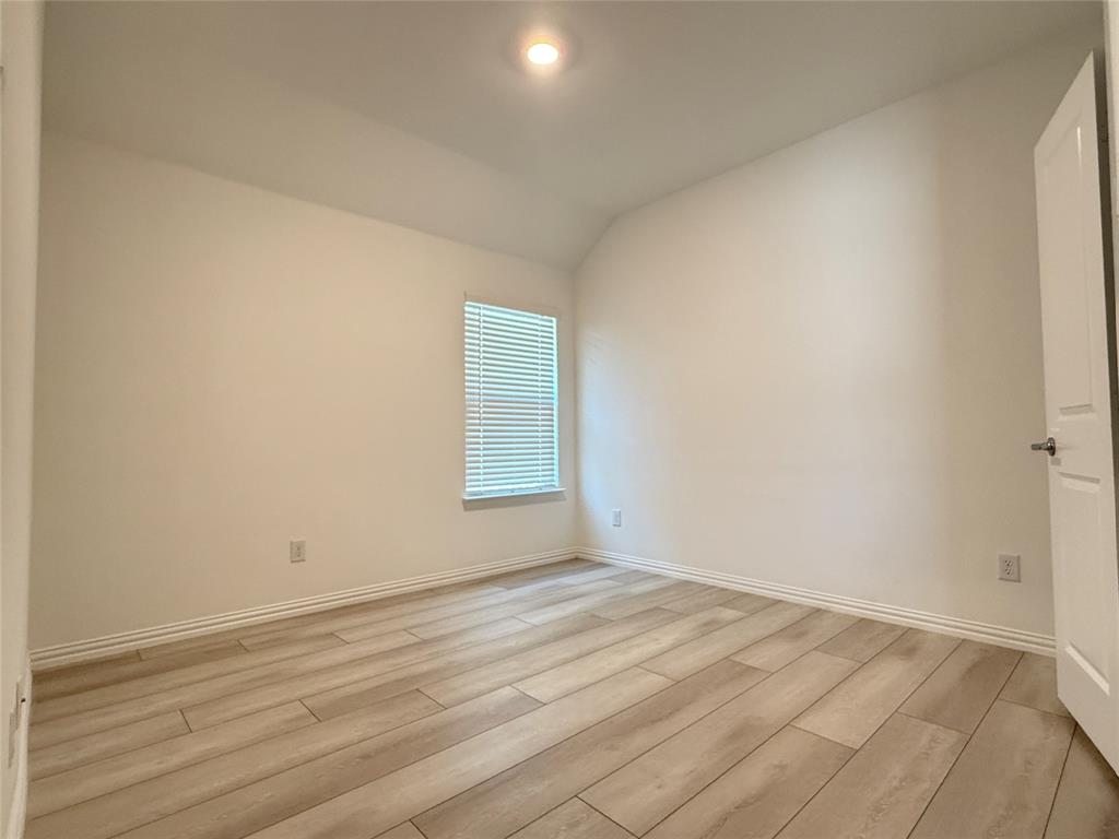 2007 Creekbluff Circle