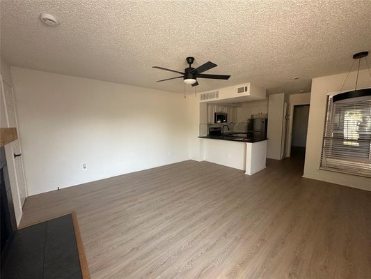 2305 BASIL DR APT D108, ARLINGTON, TX 76006 - Image a4e3c398f3d3360517b50c817d7db2d7/2962285295