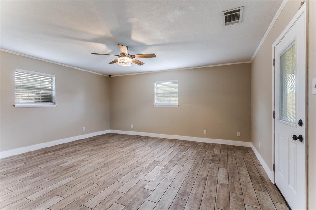 ECHO HILLS ADDITION BLOCK 32 LOT 1 - Residential