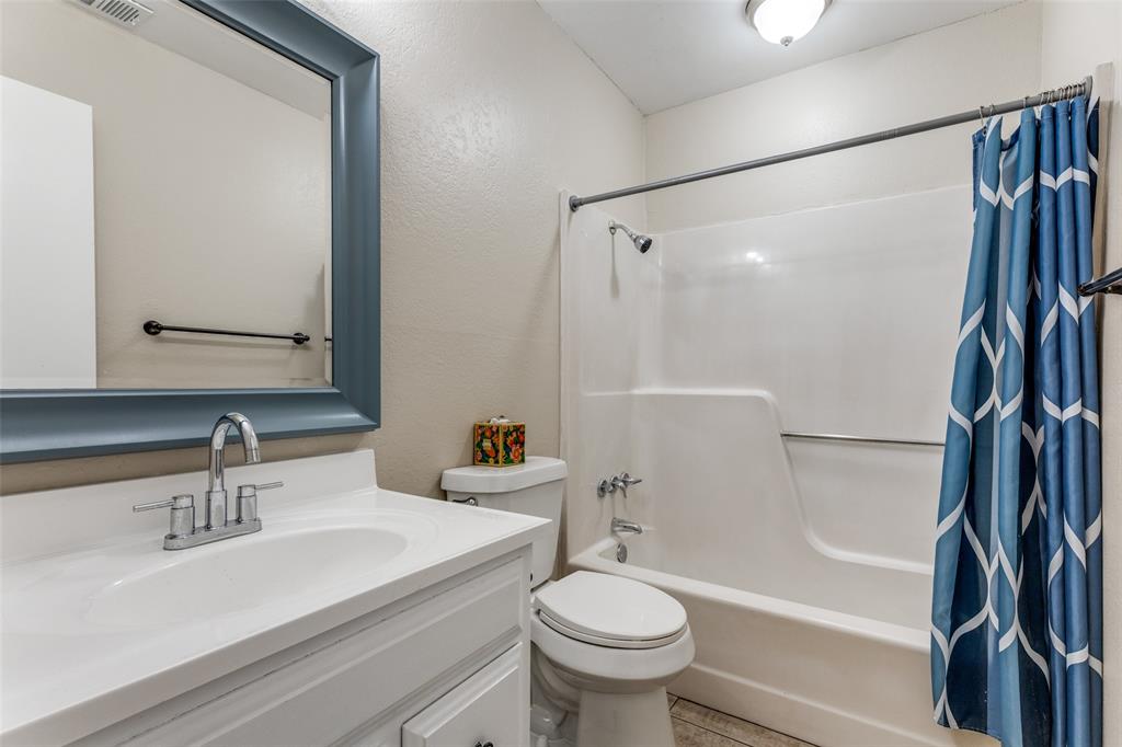 ECHO HILLS ADDITION BLOCK 32 LOT 1 - Residential