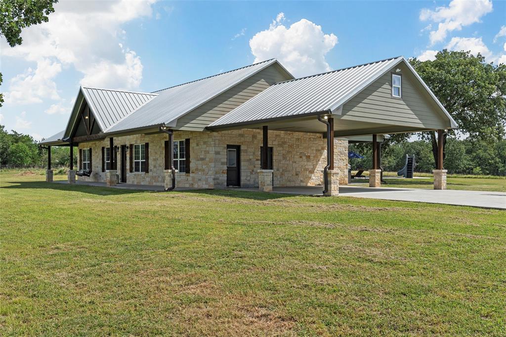 438 S Pleasant Hill Road
