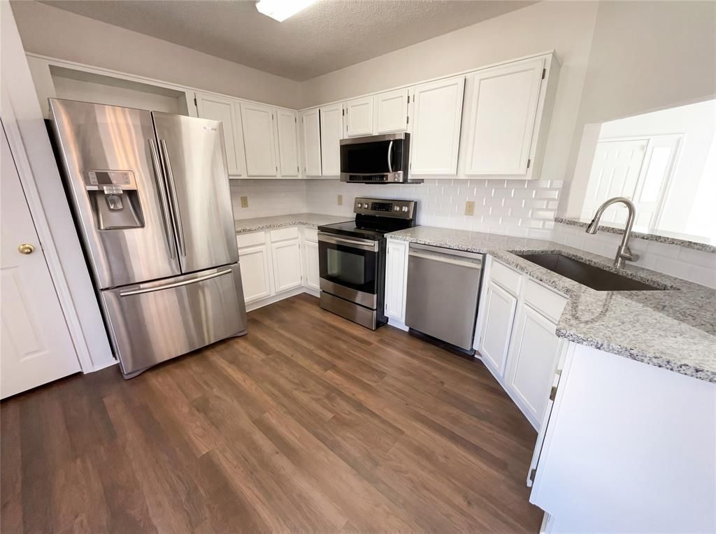 Photo of 2516 Dahlia Drive, Fort Worth, TX 76123 (MLS # 21251731)