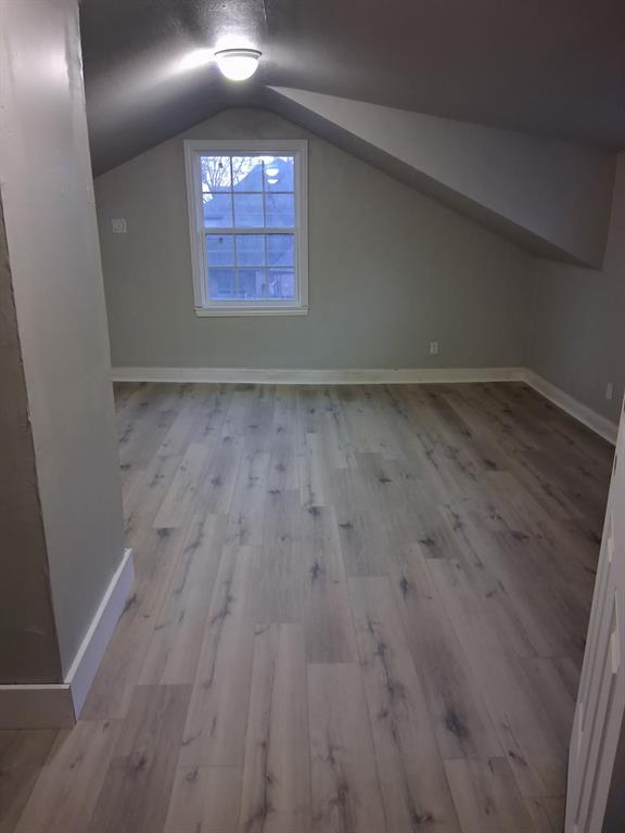 Ross Ave Anx 03 - Residential