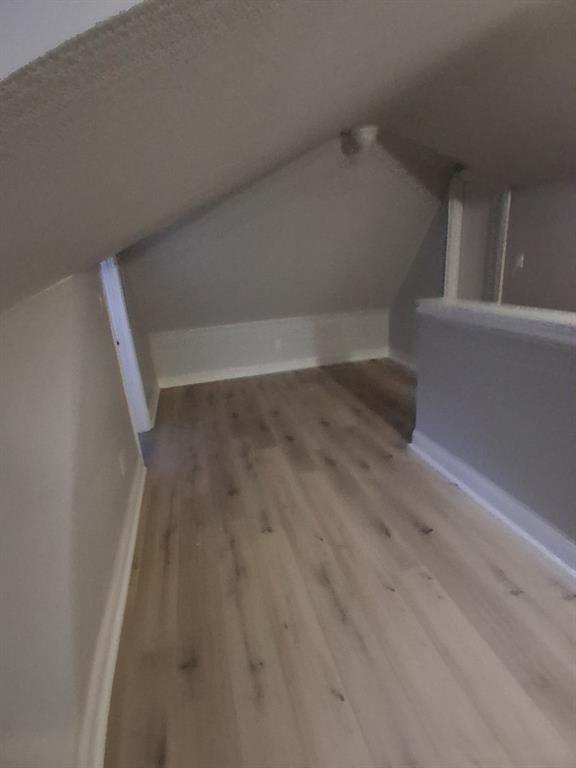 Ross Ave Anx 03 - Residential