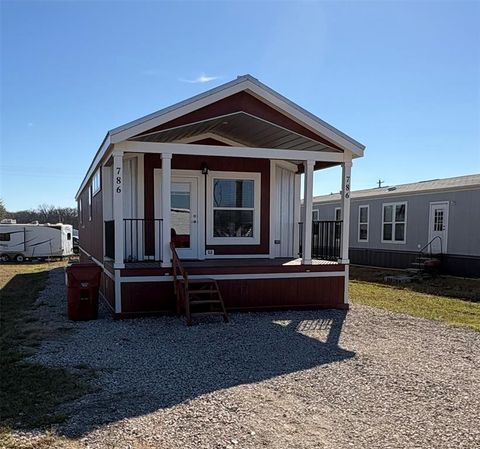 Photo of 786 Holiday Village Dr, Quitman, TX 75783 (MLS # 21178862)