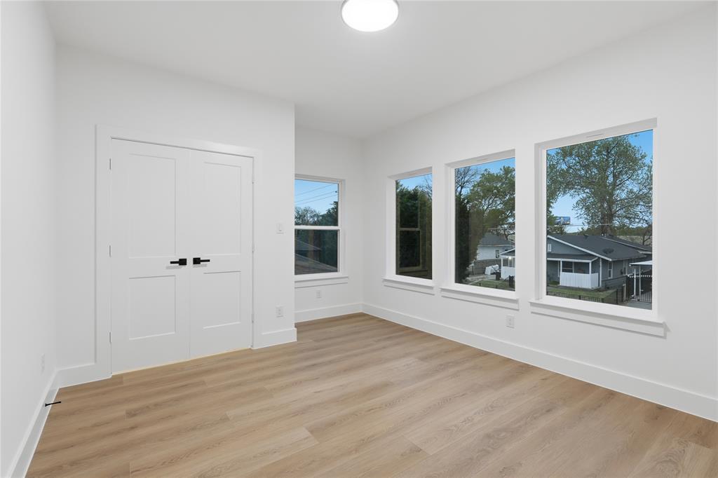 Ervay Street Heights - Residential