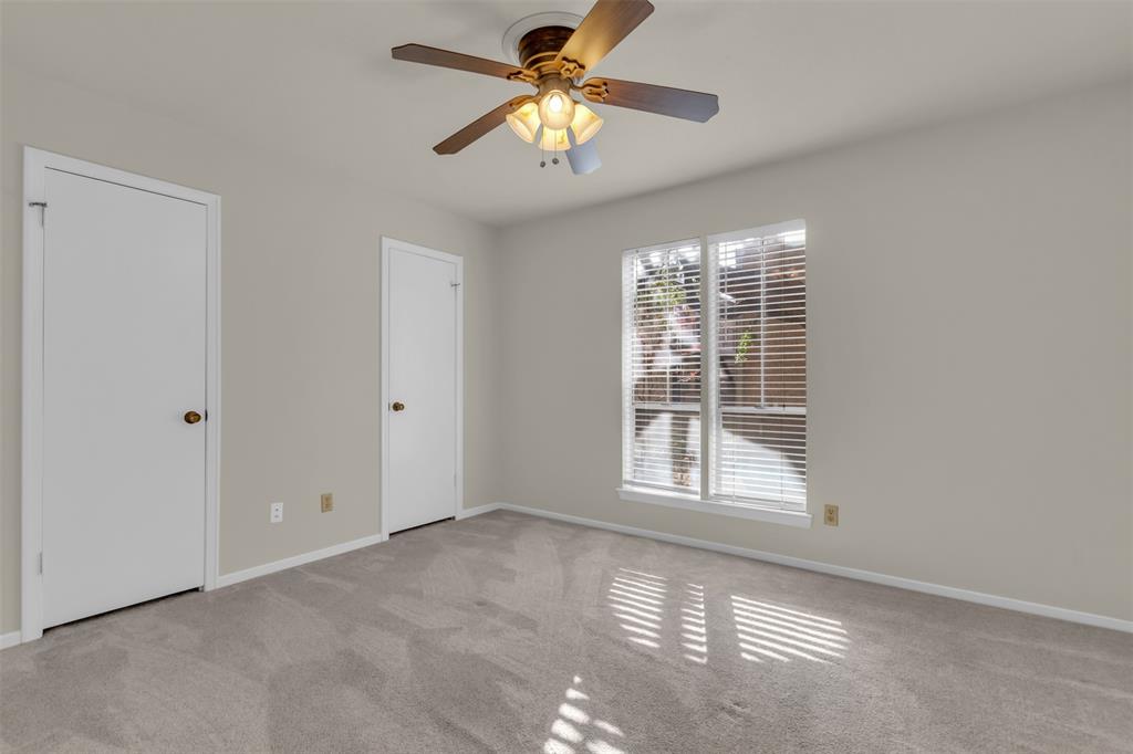 Royal Lane Condos 5800 - Residential