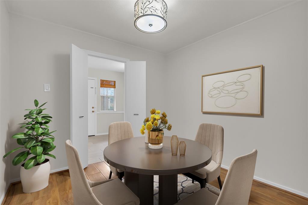 Royal Lane Condos 5800 - Residential