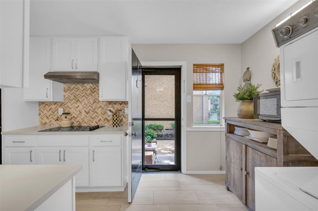 Royal Lane Condos 5800 - Residential