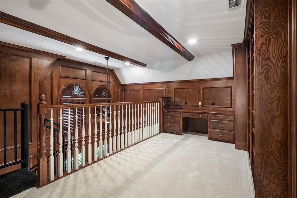 5021 Charles Place