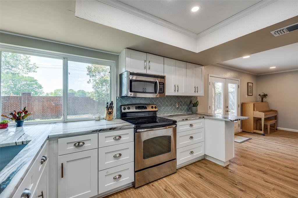 1602 Wendy Way