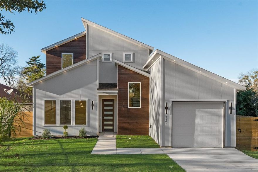 Exquisite two-story home featuring 4 bedrooms and 2.5 baths. Enjoy the abundance of space in each bedroom, accentuated by ample windows and closets throughout. Floor-to-ceiling windows provide stunning views of the nearby driving range, while the master bedroom boasts a walk-in closet. Upstairs, discover three bedrooms adjacent to a versatile game room or study area, perfect for family activities or quiet relaxation. The oversized utility room offers additional functionality and can serve as a second pantry. Stone countertops and modern fixtures add a touch of elegance to the home's design, complementing the open-concept layout. Step outside to the expansive fenced backyard, ideal for outdoor gatherings or simply unwinding in nature. Conveniently situated near Downtown Dallas, the VA Hospital, and Bishop Arts, this home also offers easy access to the Illinois Station Metro Park and Ride (Blue Line), as well as the acclaimed Yvonne Ewell Town view Center TAG High School and Dallas Zoo.
 If you use in-House Lender. The lender is offering Below the Market Rates!