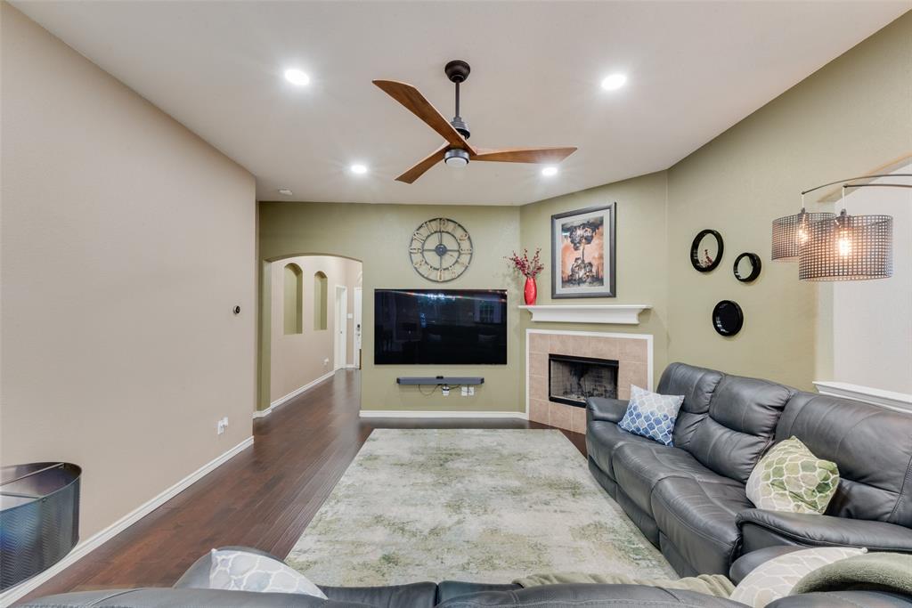 3905 Cedar Falls Drive