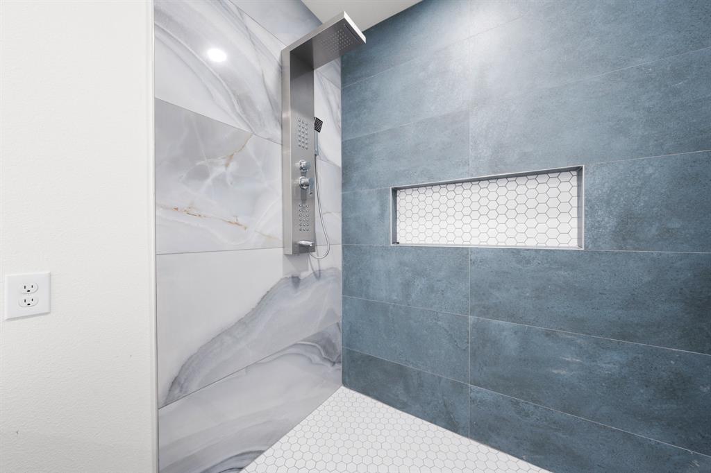 FOREST ACRES - Residential