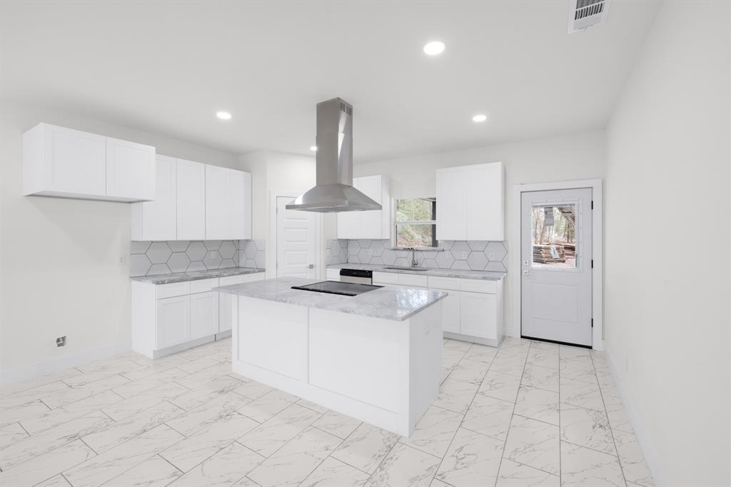 FOREST ACRES - Residential