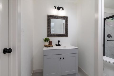 Tiny photo for 6886 County Road 2550, Quinlan, TX 75474 (MLS # 21341625)