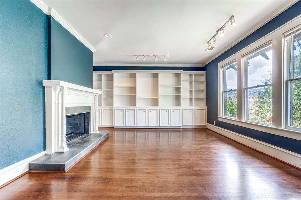 BOWSER & LEMMONS OAKLAWN - Residential Lease