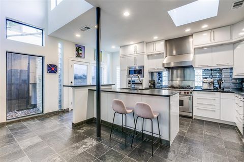 Tiny photo for 5454 Vickery Boulevard, Dallas, TX 75206 (MLS # 21068163)