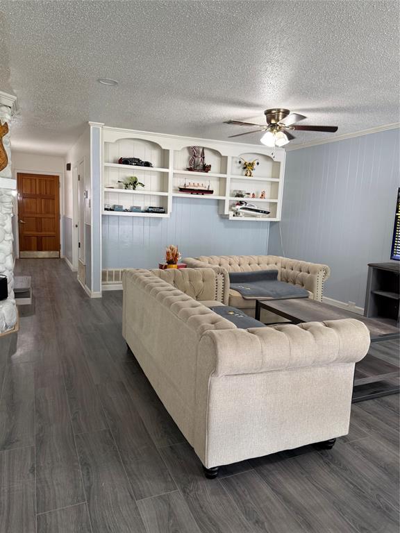 LEISURE LAND - Residential