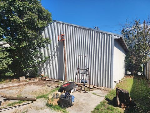 A home in Comanche