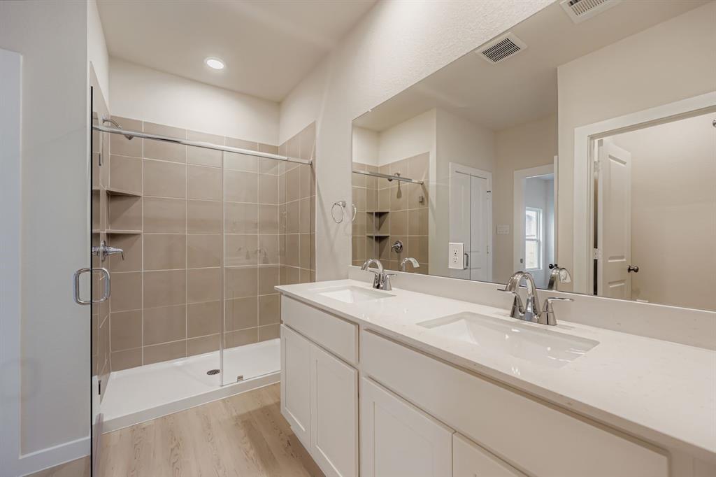 MiraVerde - Residential