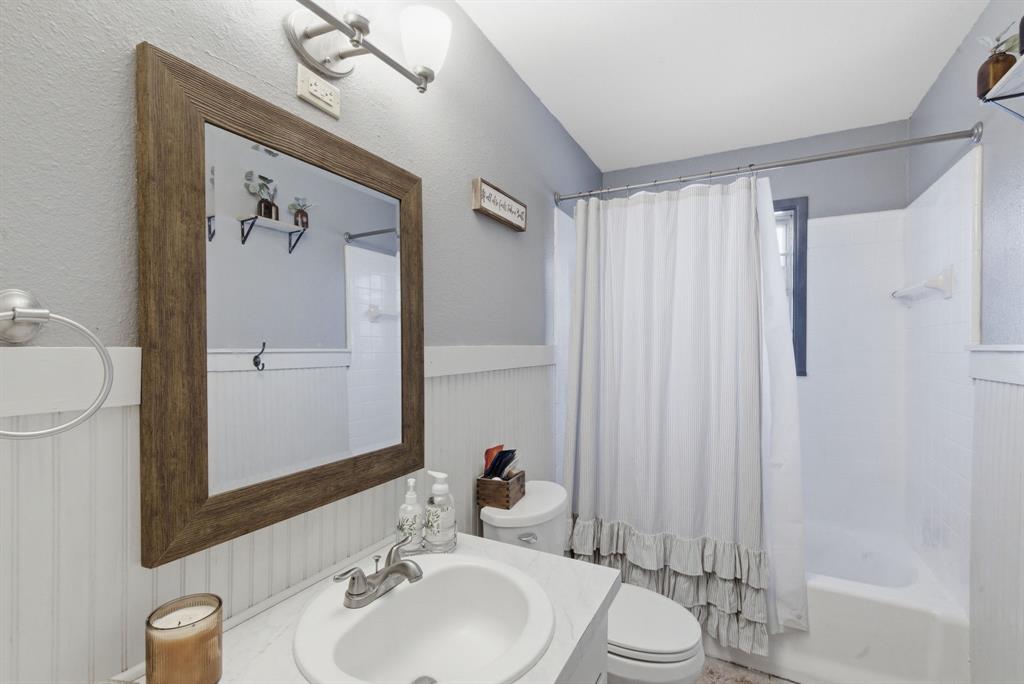 Central Deleon - Residential