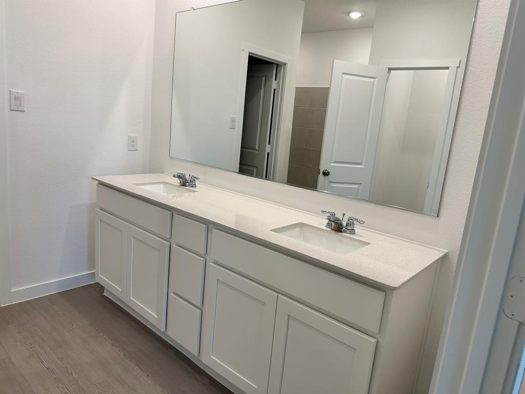 Rise Legacy Hills Ph 1a - Residential Lease