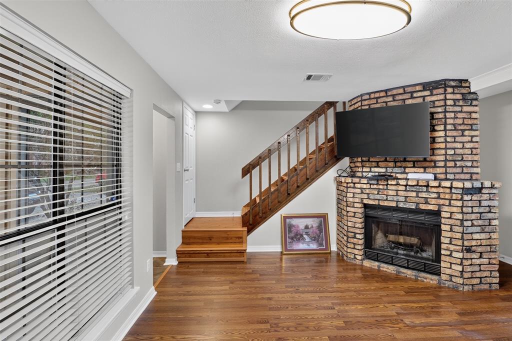 3234 Eastwood Drive