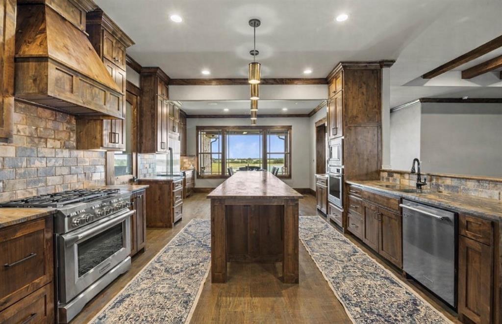 WILLIAM HOLMES SURVEY, TRACT 7, 42.556 ACRES - Residential