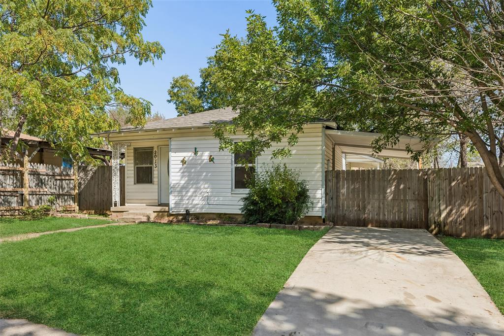 2013 Andrew Avenue