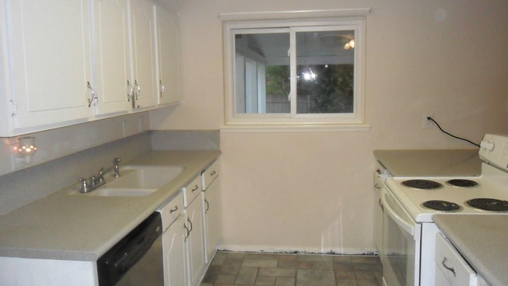 Hillside Village 05 - Residential