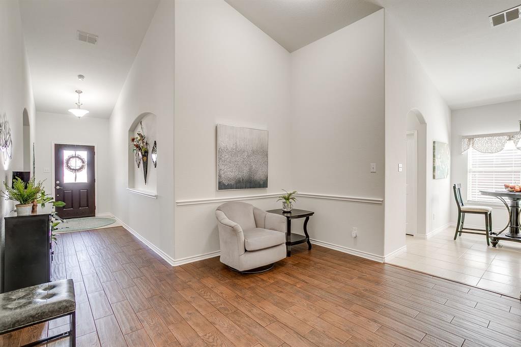 5843 Candlelight Lane