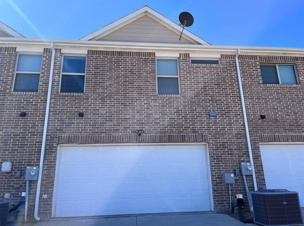 Brentwood Place - Residential