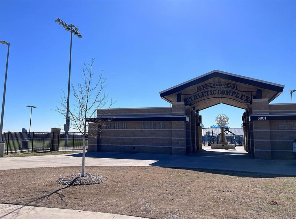 Brentwood Place - Residential