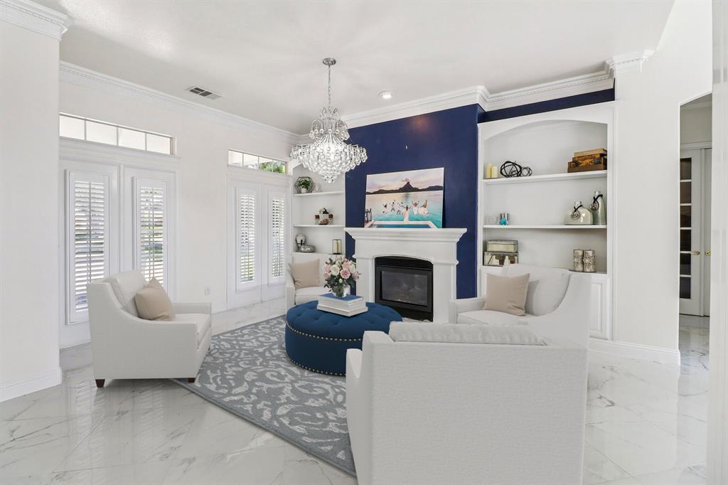 328 Leeward Circle