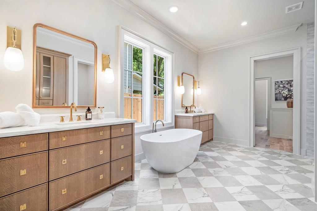 White Rock North 02 - Residential