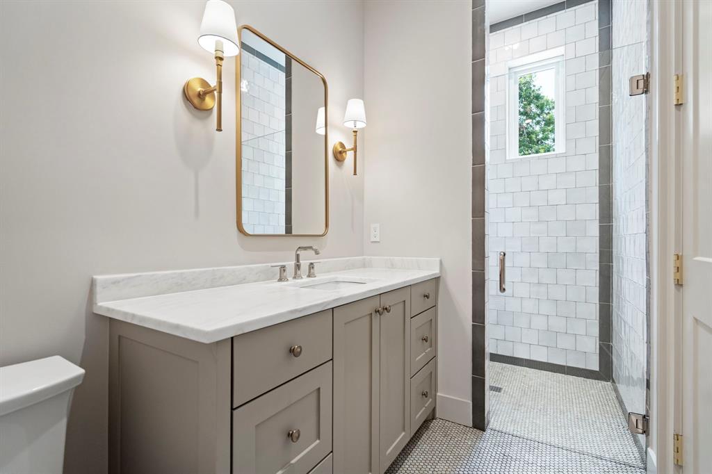 White Rock North 02 - Residential