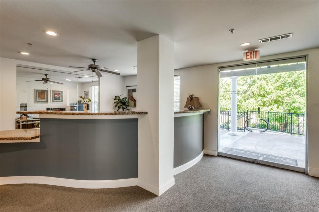 3102 Kings Road 1211