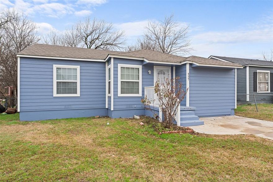 HOME SWEET HOME for Spring! Absolutely Beautiful & Move-in Ready, Completely Remodeled Home in Dallas! Great quality finish-out on this Fabulous Open Floor plan with all the modern touches & abundant natural lighting. This Beauty features 3 Bedrooms, 2 Luxurious Baths, Living & Dining area. You'll love entertaining guests in your spacious & Elegant Eat-in Kitchen with stunning Natural Quartz, new stove, microwave& pot filler & gorgeous new custom built wood Cabinetry. Welcoming front Porch. Gorgeous Neutral color scheme & New tile Flooring. This is a great Starter Home or next Great Investment Property. Large backyard perfect for year round entertaining & alley access along backyard. 8yr old roof, new sheetrock, new paint, new cabinetry, flooring, hardware plumbing, tankless water heater, electrical, HVAC & more. Located within 15 mins of downtown Dallas. Buyer & Buyer's Agent to verify all property info. Don’t miss out & Send your offer today!