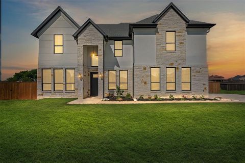 681 Davenport Drive Waxahachie TX 75167