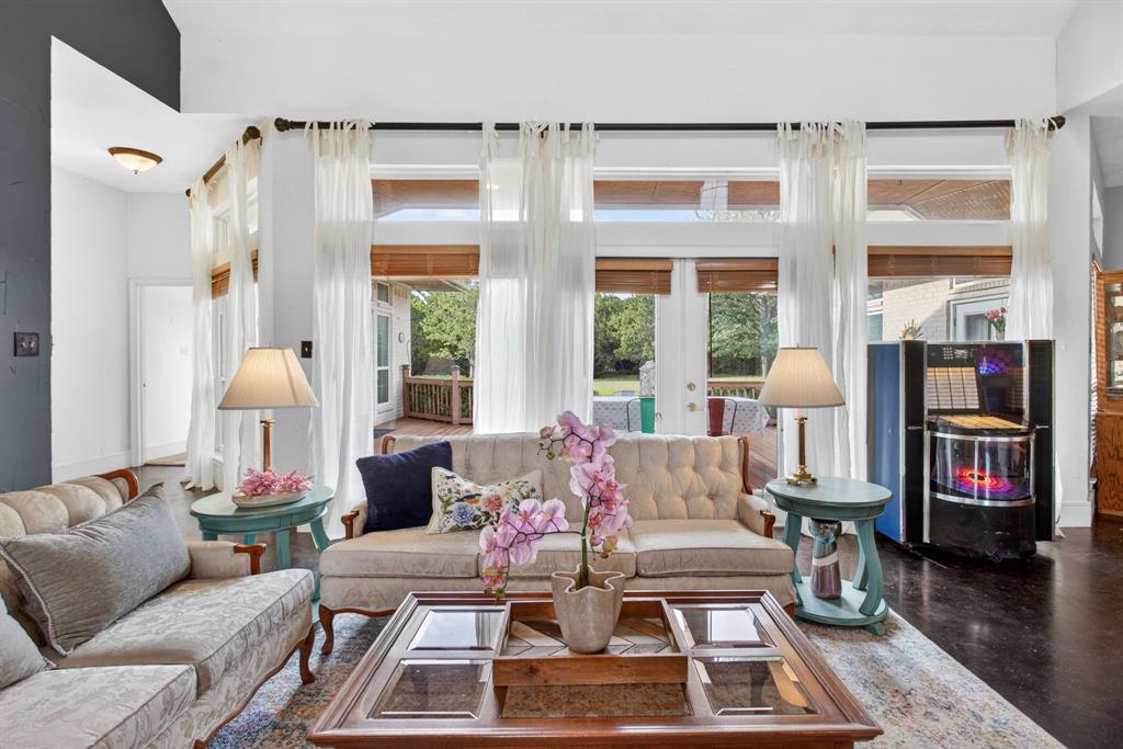 The Oaks At Fall Creek Country Estates Ph Three - Residential